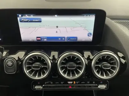 Photo 20 Mercedes GLA  250 e Hybrid EQ 8G-DCT