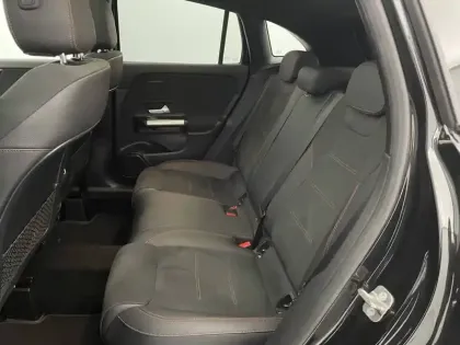 Photo 15 Mercedes GLA  250 e Hybrid EQ 8G-DCT