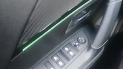 Photo 84 Peugeot 2008  PureTech 130 S&S EAT8