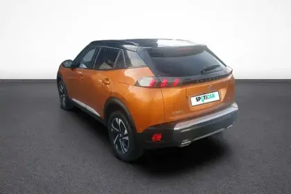 Photo 3 Peugeot 2008  PureTech 130 S&S EAT8