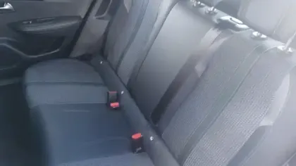 Photo 134 Peugeot 2008  PureTech 130 S&S EAT8