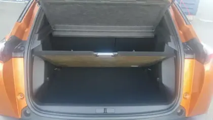 Photo 70 Peugeot 2008  PureTech 130 S&S EAT8