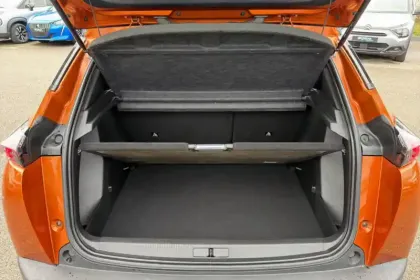 Photo 43 Peugeot 2008  PureTech 130 S&S EAT8