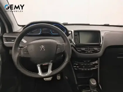 Photo 7 Peugeot 2008  PureTech 110ch S&S EAT6