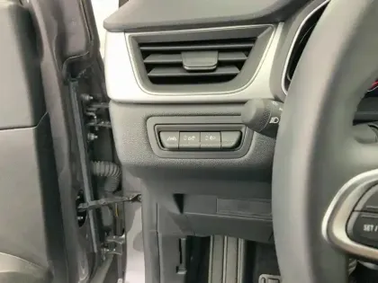 Photo 12 Renault Captur  TCe 90