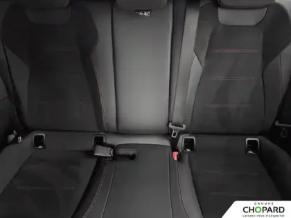 Photo 18 Mercedes GLA  200 d 8G-DCT