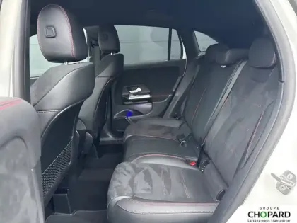 Photo 17 Mercedes GLA  200 d 8G-DCT