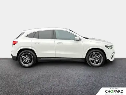 Photo 8 Mercedes GLA  200 d 8G-DCT