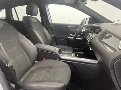 Photo 25 Mercedes GLA  250 e Hybrid EQ 8G-DCT