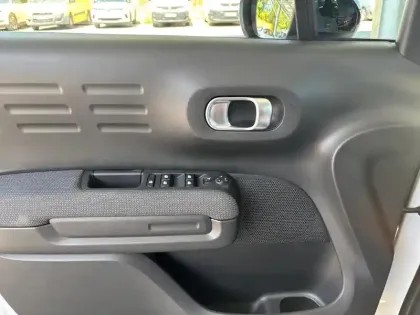 Photo 11 Citroën C3 Aircross  PureTech 110 S&S BVM6