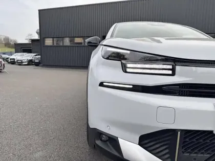 Photo 19 Citroën C4  X Hybride 136 e-DCS6