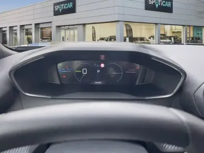 Photo 5 Peugeot 2008  Electrique 54 kWh 156 ch