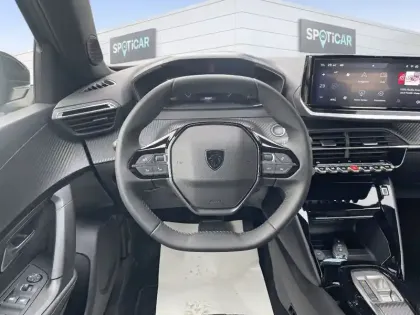 Photo 10 Peugeot 2008  Electrique 54 kWh 156 ch