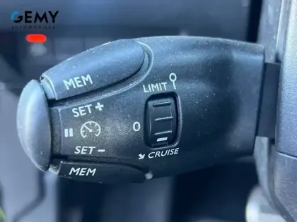 Photo 11 Peugeot 2008  PureTech 130 S&S EAT8