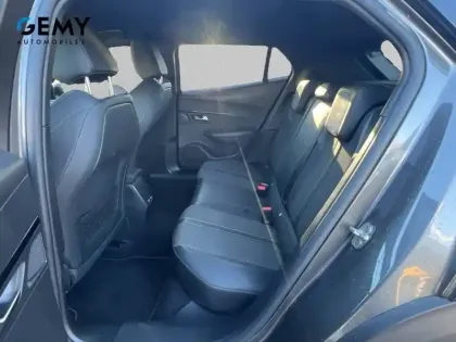 Photo 9 Peugeot 2008  PureTech 130 S&S EAT8