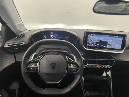 Photo 21 Peugeot 208  Hybrid 100 e-DCS6