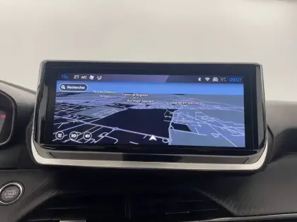 Photo 19 Peugeot 208  Hybrid 100 e-DCS6