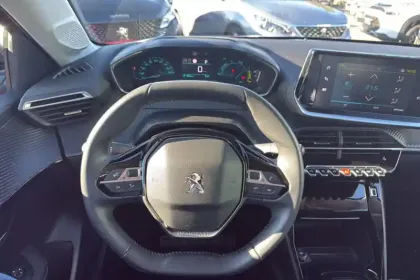 Photo 16 Peugeot 208  Electrique 50 kWh 136ch