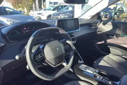 Photo 15 Peugeot 208  Electrique 50 kWh 136ch