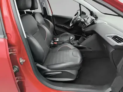 Photo 8 Peugeot 2008  1.2 PureTech 110ch S&S BVM5
