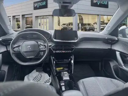 Photo 9 Peugeot 2008  Moteur électrique 136 ch