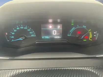 Photo 15 Peugeot 2008  Moteur électrique 136 ch