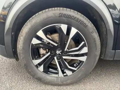 Photo 8 Peugeot 2008  Moteur électrique 136 ch