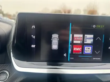 Photo 49 Peugeot 2008  Moteur électrique 136 ch