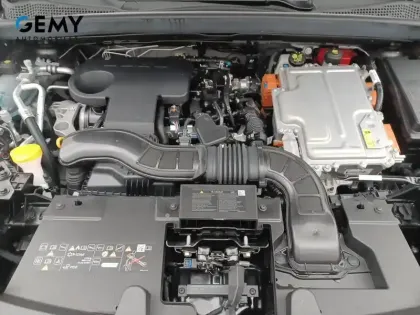Photo 49 Renault Symbioz  E-Tech full hybrid 145