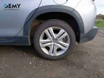 Photo 10 Peugeot 2008  PureTech 110ch S&S EAT6