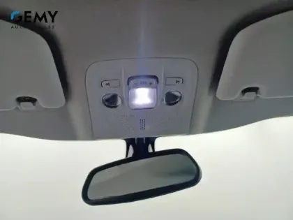 Photo 15 Peugeot 2008  PureTech 130ch S&S BVM6