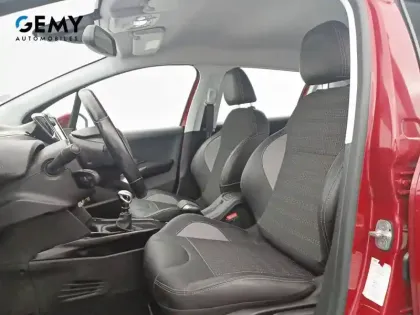 Photo 8 Peugeot 2008  PureTech 130ch S&S BVM6