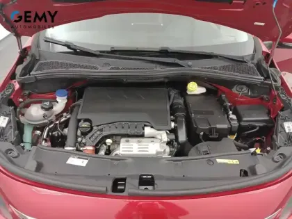 Photo 12 Peugeot 2008  PureTech 130ch S&S BVM6