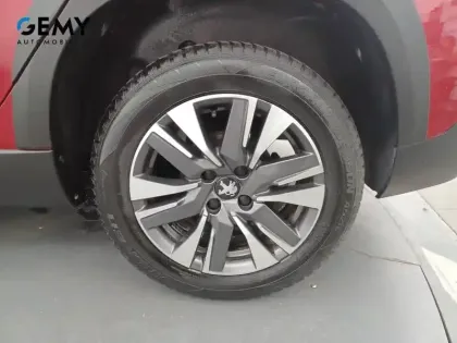 Photo 10 Peugeot 2008  PureTech 130ch S&S BVM6