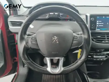 Photo 13 Peugeot 2008  PureTech 130ch S&S BVM6