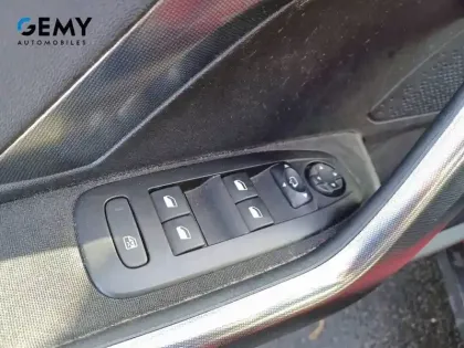 Photo 11 Peugeot 2008  PureTech 130ch S&S BVM6