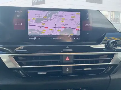 Photo 7 Citroën C4  PureTech 155 S&S EAT8