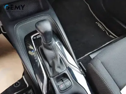 Photo 14 Toyota Corolla  Hybride 122h