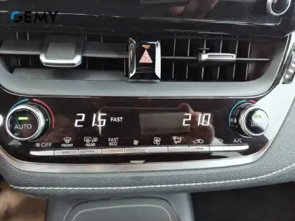 Photo 13 Toyota Corolla  Hybride 122h