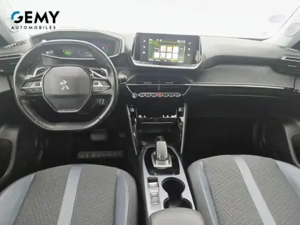 Photo 12 Peugeot 2008  PureTech 130 S&S EAT8