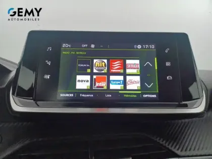 Photo 17 Peugeot 2008  PureTech 130 S&S EAT8