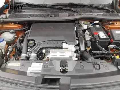 Photo 33 Peugeot 2008 Gén. II Ph1 NG Allure 5