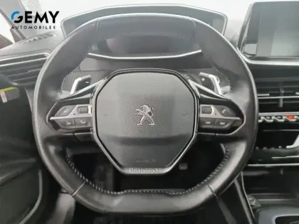 Photo 16 Peugeot 2008  PureTech 130 S&S EAT8