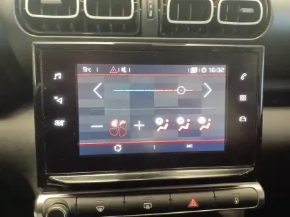 Photo 12 Citroën C3 Aircross  PureTech 110 S&S EAT6