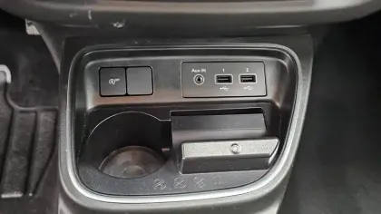 Photo 31 Renault Twingo  III SCe 65