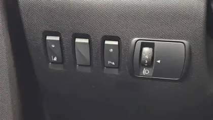 Photo 41 Renault Twingo  III SCe 65