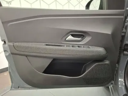 Photo 24 Dacia Sandero  TCe 90 GSR2