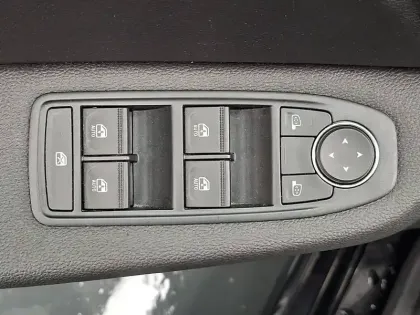 Photo 30 Renault Clio  TCe 100 GPL