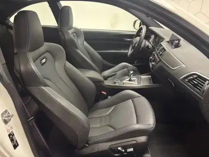 Photo 19 BMW Serie 2 M2 Competition 410 ch M DKG7