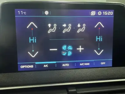 Photo 31 Peugeot 3008  1.2 Puretech 130ch S&S BVM6